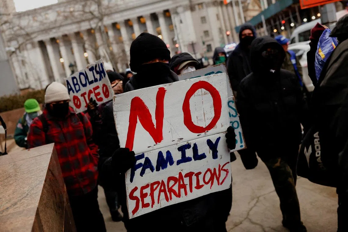 Trump plans to fine migrants $998 a day for failing to leave after deportation order