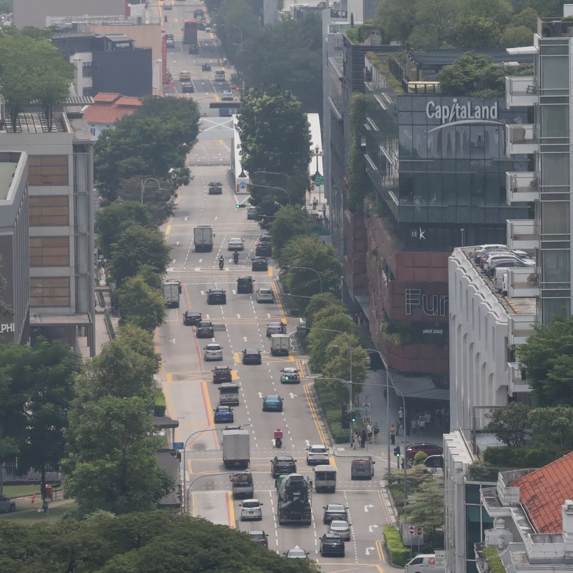 Hazy conditions in North Bridge Road at 1.10pm on Oct 3.