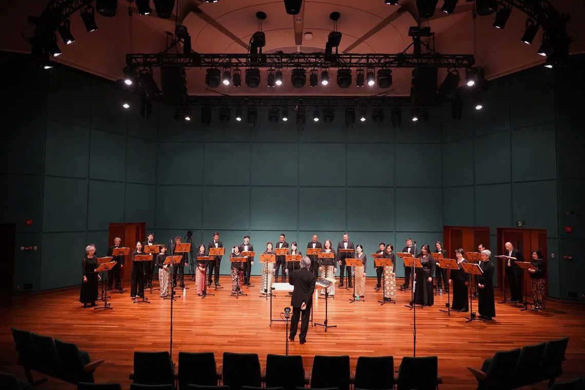 The Philharmonic Chamber Choir, led by founding chorus master Lim Yau, performed a programme of mostly contemporary Japanese music at a concert titled Echoes Of Ancient Airs.