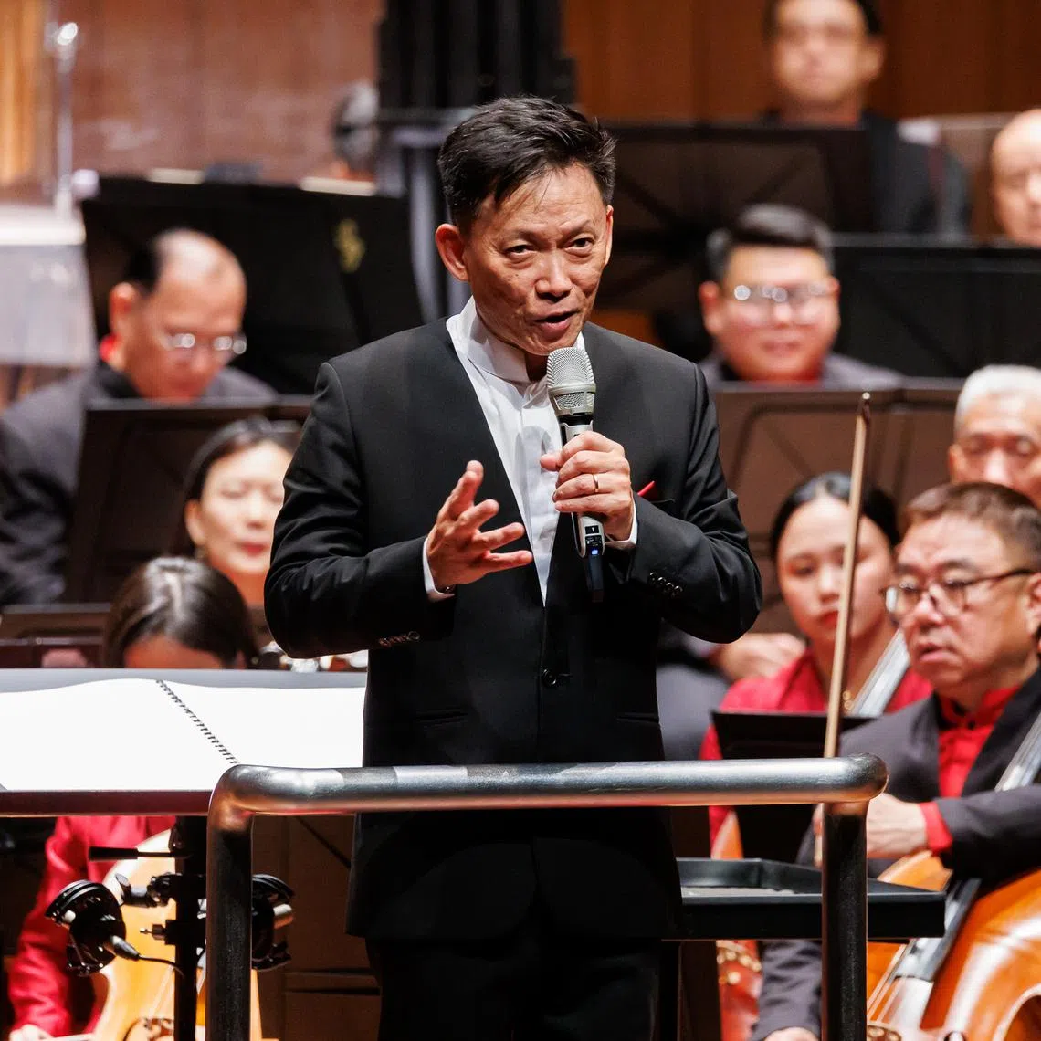 Principal conductor Quek Ling Kiong led the Singapore Chinese Orchestra in a concert kicking off its 30th anniversary celebrations on July 18.