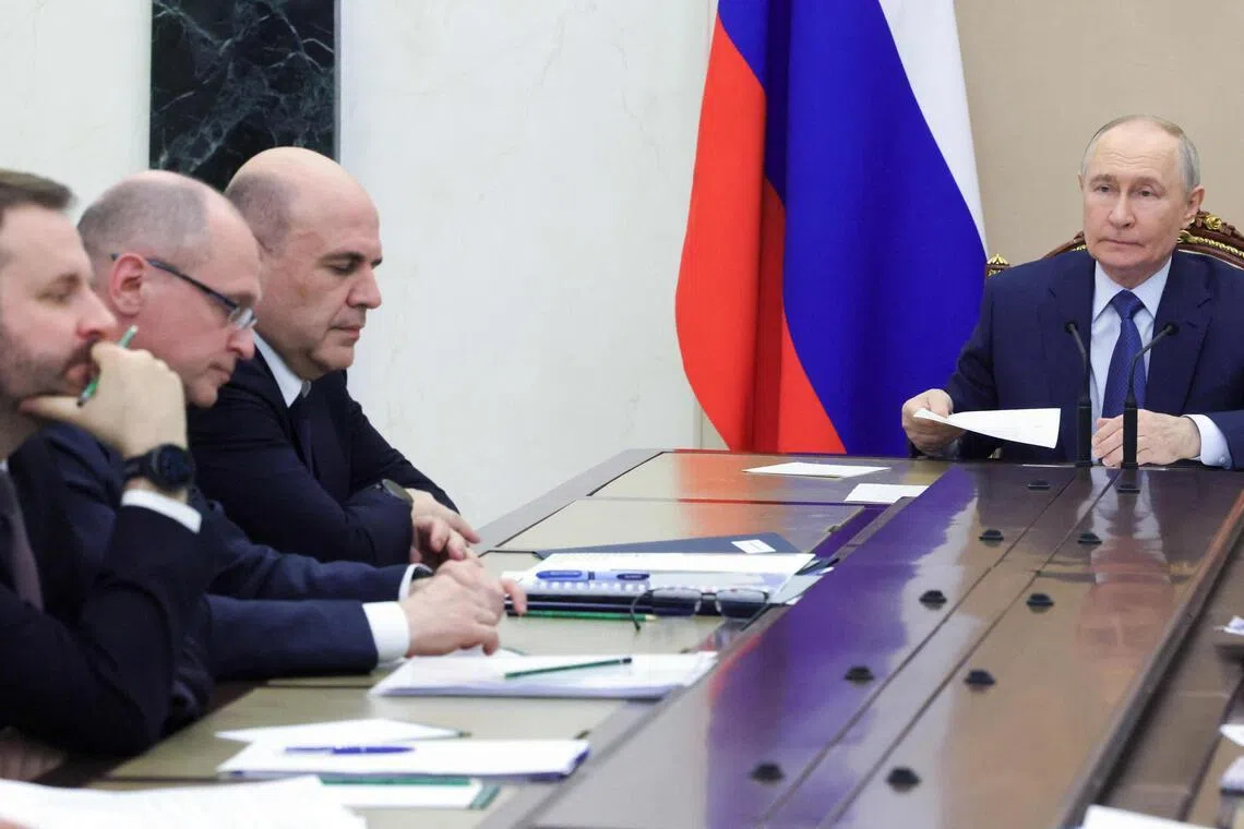 Russia’s economy posts first quarterly decline in three years