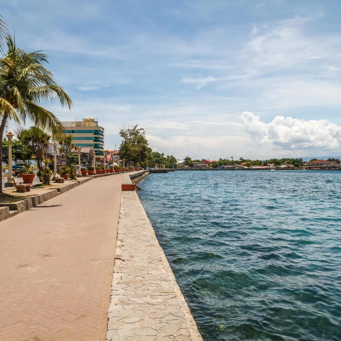 The promenade along Rizal Boulevard. The Philippines city of Dumaguete was designated a UNESCO Creative City of Literature in October 2025.