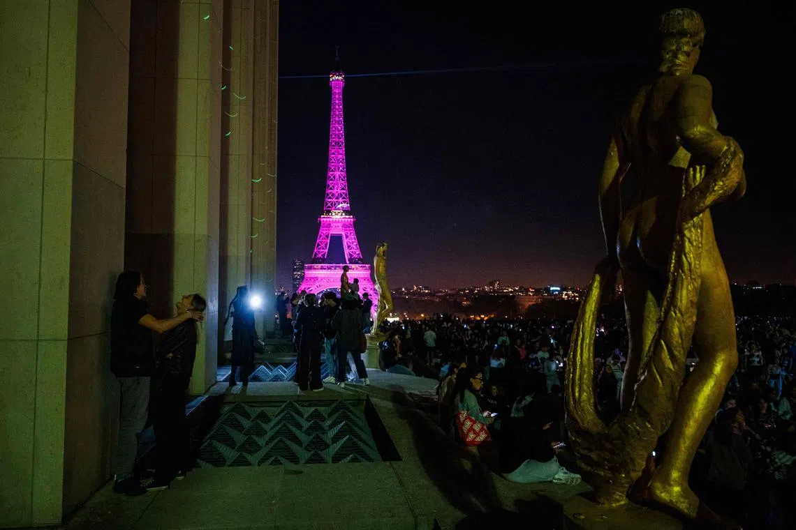 Five-star hotels that offer a view of the Eiffel Tower are seeing relatively smaller price spikes.