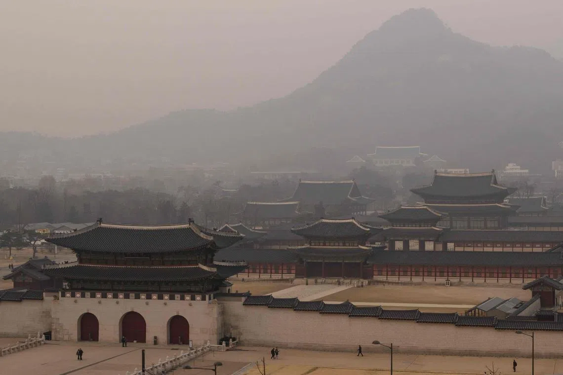 The persistently high concentration levels of ultrafine dust are due to atmospheric stagnation.