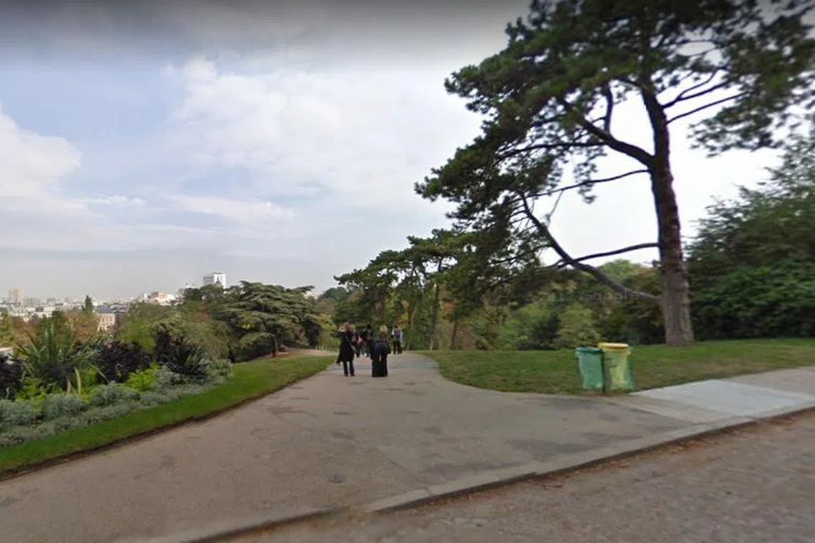 The shocking discovery was made in the northeastern Buttes-Chaumont park.
