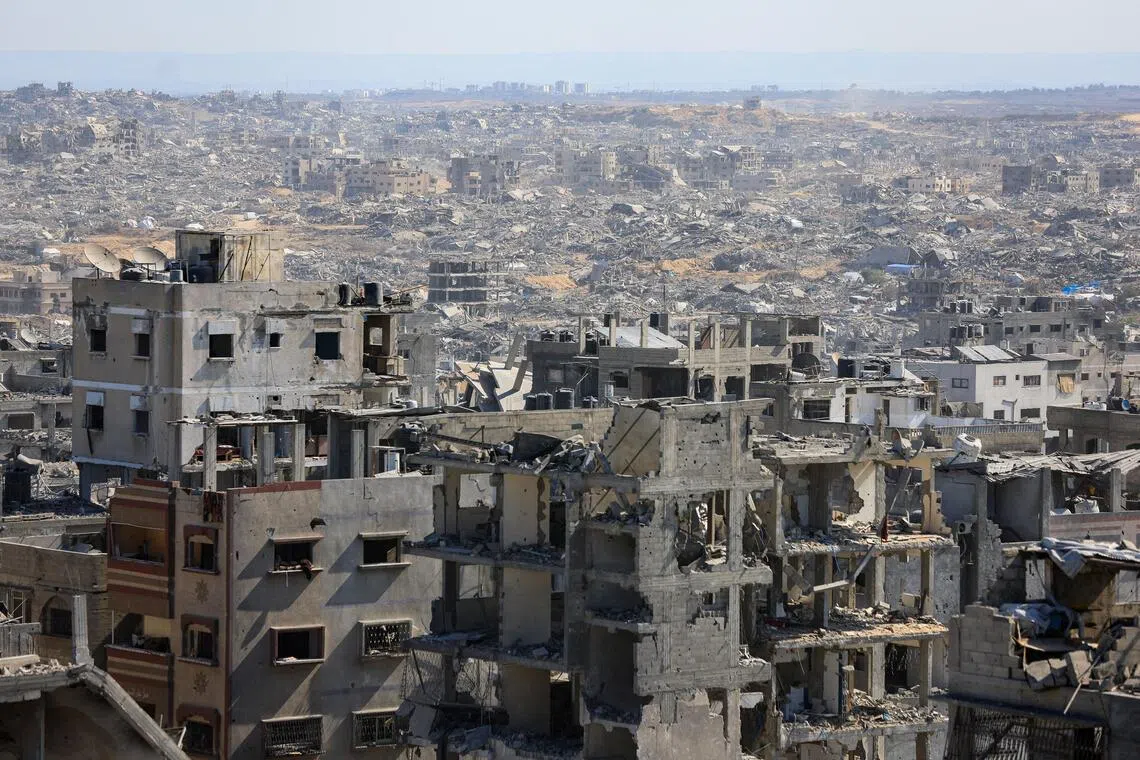 A view of destroyed buildings, amid a ceasefire between Israel and Hamas, in Gaza City, October 16, 2025. REUTERS/Dawoud Abu Alkas