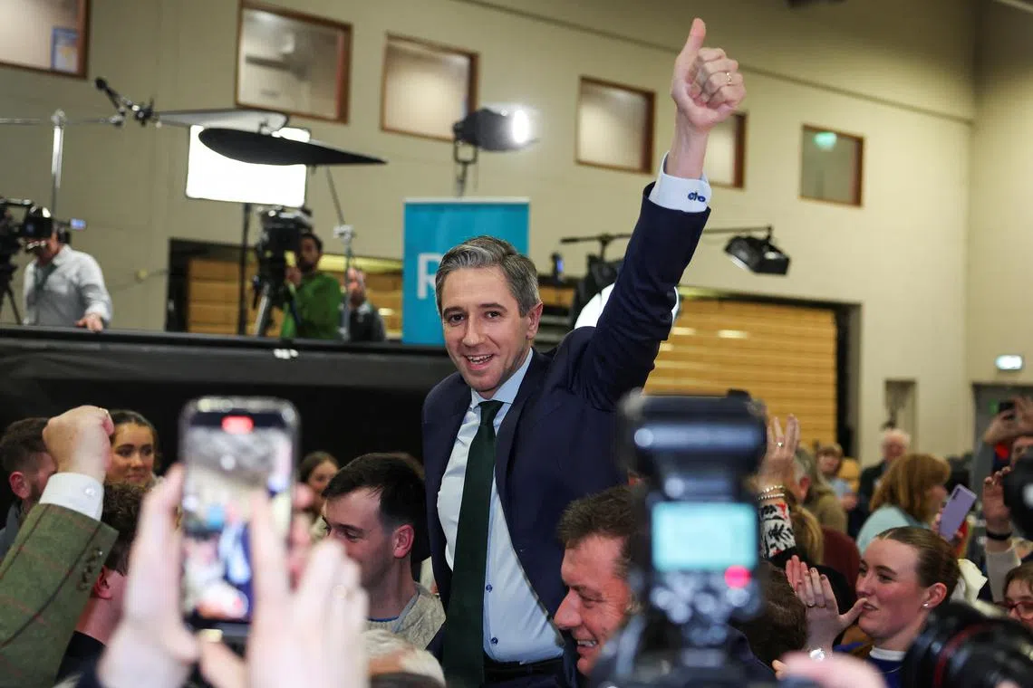 Ireland’s Taoiseach (Prime Minister) and Fine Gael leader Simon Harris gestures, on the day of Ireland's general election, at the Wicklow count centre, in Greystones, Ireland, November 30, 2024. REUTERS/Toby Melville/File Photo