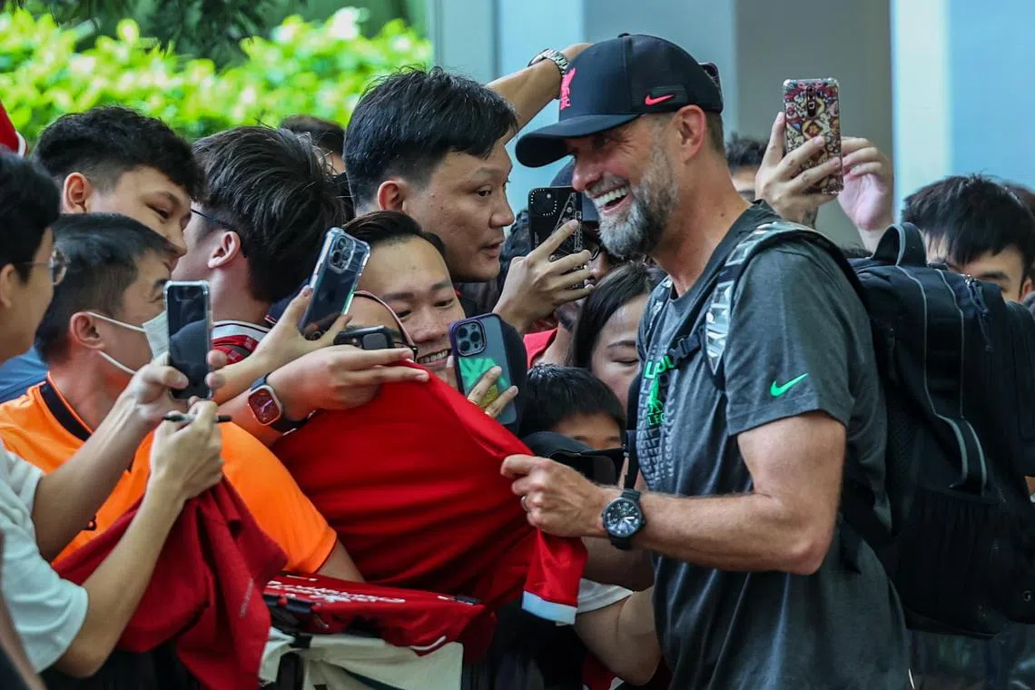 Jurgen Klopp's autograph has been keenly sought after by Liverpool fans during the team's visit to Singapore.