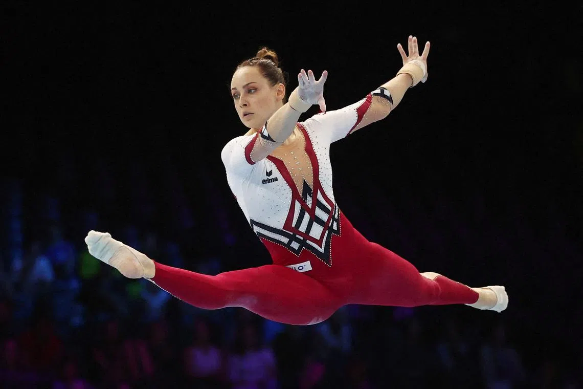 FILE PHOTO: Gymnastics - 2023 World Artistic Gymnastics Championships - Sportpaleis, Antwerp, Belgium - October 2, 2023 Germany's Sarah Voss in action on the floor exercise during the women's qualifications REUTERS/Yves Herman/File Photo