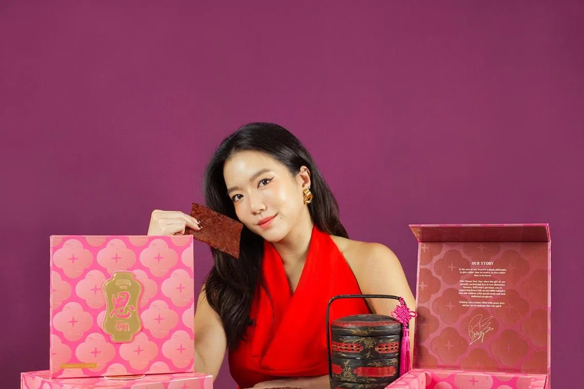 ruien31 - Singaporean actress Rui En introduces two flavours of bak kwa under her brand, En, this Chinese New Year.

Credit: EN