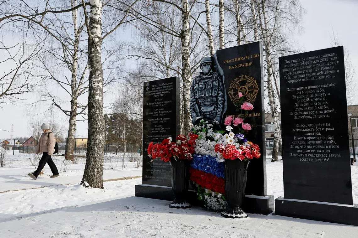 A view shows a monument to Russian service members, who were killed in the course of Russia-Ukraine conflict, in the village of Semibratovo in the Yaroslavl region, Russia, February 17, 2025. REUTERS/Yulia Morozova