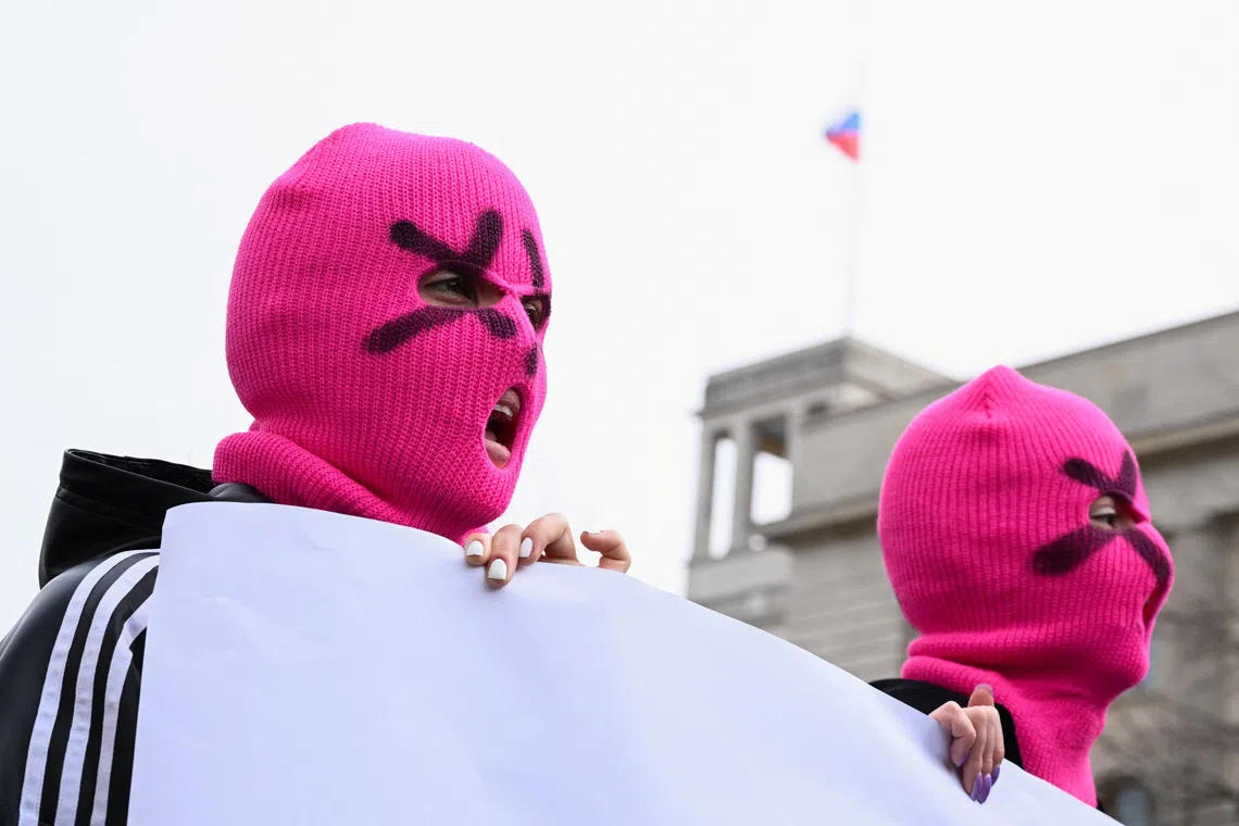 Members of Russian activist and artists group Pussy Riot protest in front of the Russian embassy following the death of Russian opposition leader Alexei Navalny, in Berlin, Germany, February 18, 2024. REUTERS/Annegret Hilse/File Photo