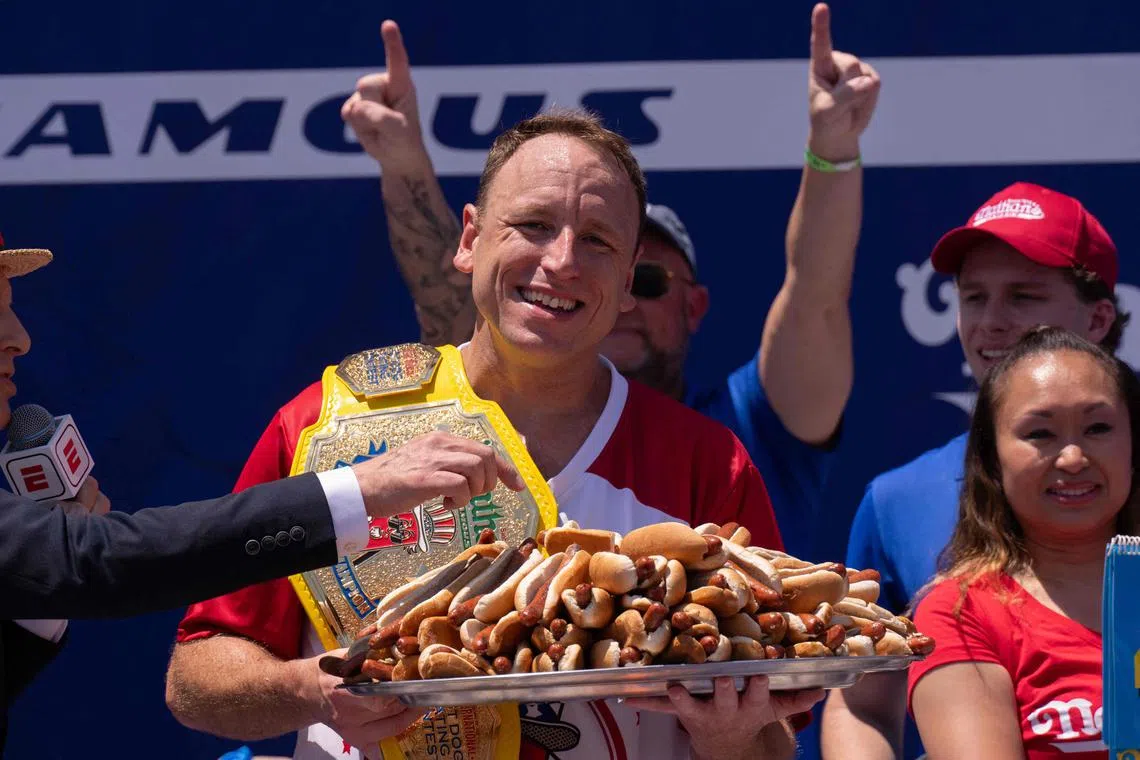 Ravenous return Fastchewing Joey Chestnut wins July 4th hot dog
