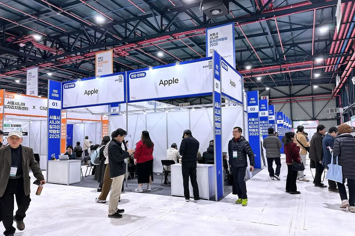 wtretire - The first Senior Job Fair in Seoul, dedicated to private employment opportunities for seniors aged 60 and above, saw around 70 companies setting up booths for recruitment. The city previously hosted a job fair for seniors in May 2025 that provided public employment opportunities.
ST PHOTO: WENDY TEO