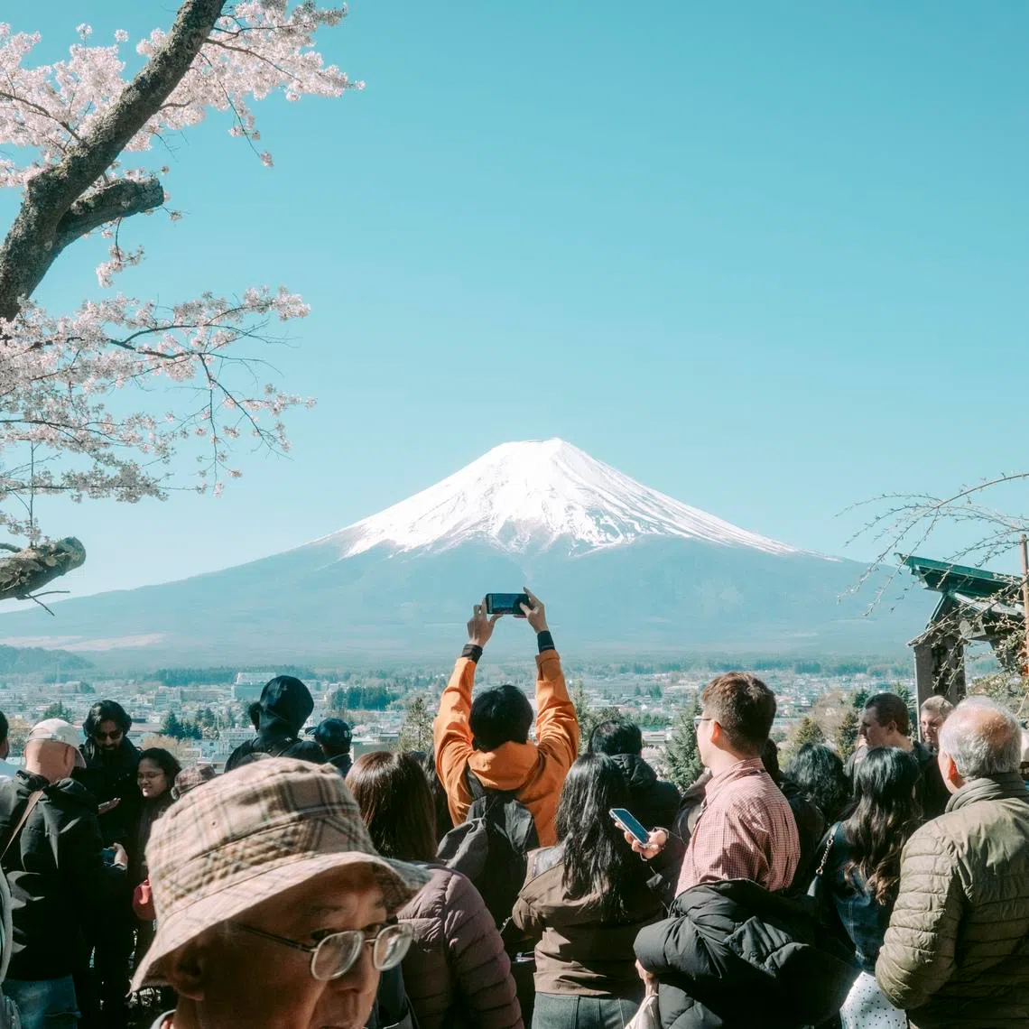 Japan's Golden Week started in late April, with May 2 marking the latter half including four consecutive national holidays.