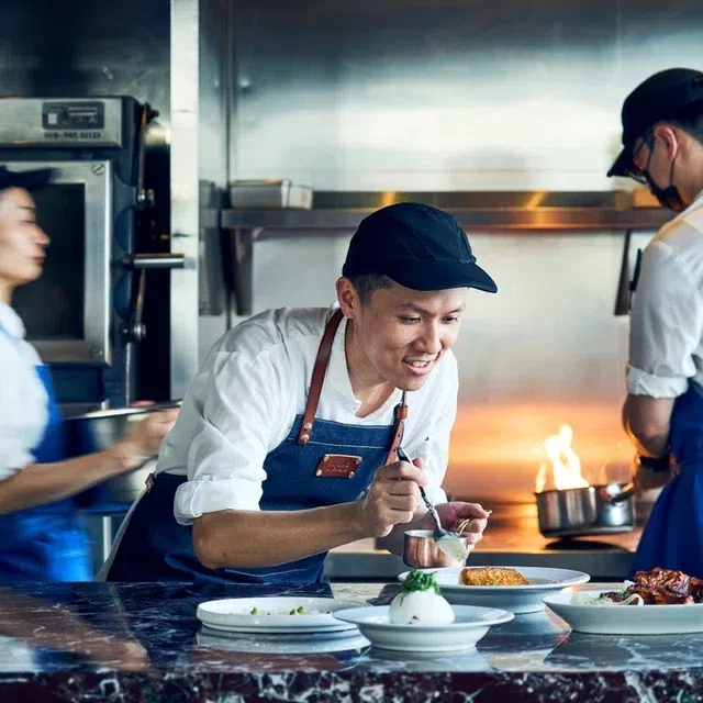 Andaz Singapore 665°F steakhouse chef de partie