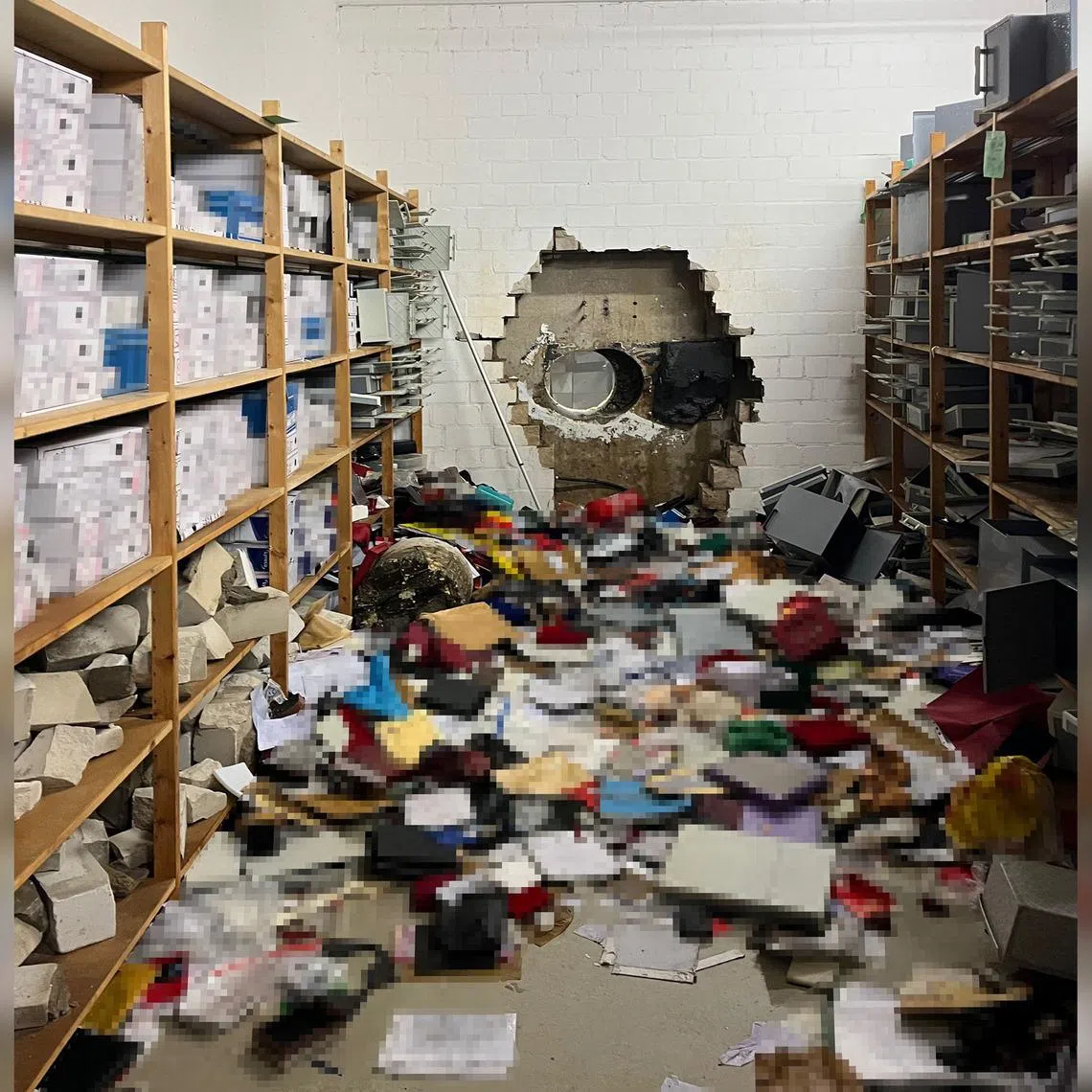 The thieves broke into more than 3,000 safe deposit boxes after using a drill to access the vault.