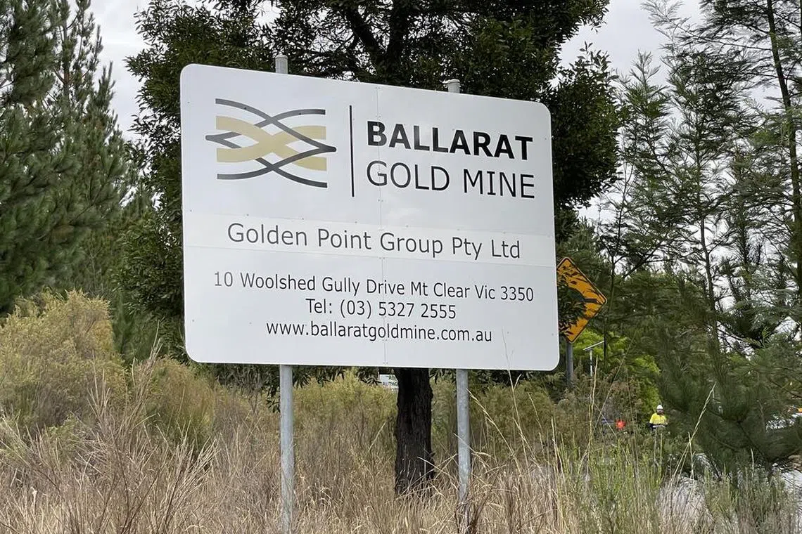 The Ballarat Gold Mine has caved in before, trapping 27 staff underground when it collapsed in November 2007.