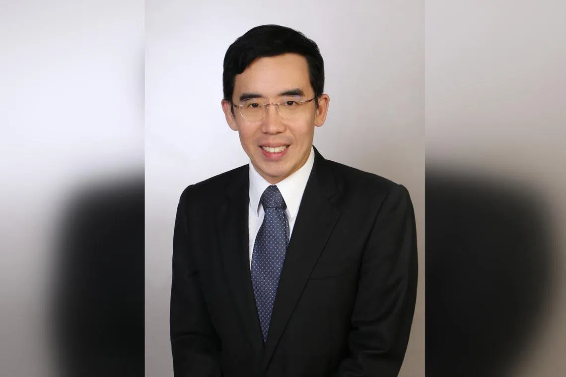 Mr Alvin Koh has extensive experience in government procurement, while collar crime prosecution, tax law, labour law, and competition law.