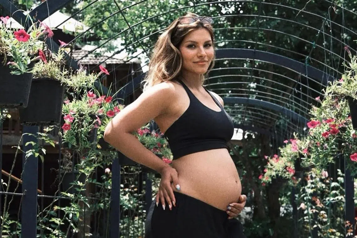 Singer Tabitha Nauser announced her pregnancy on Instagram on Monday.