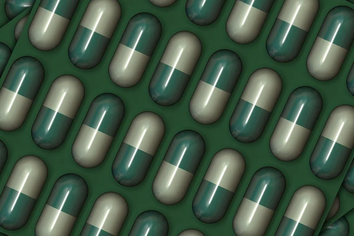 Seven types of drugs such as heroin and ketamine in the suspects’ premises.