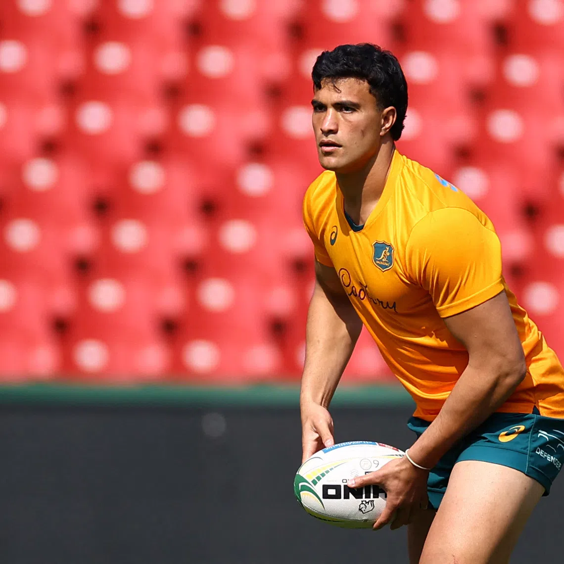 FILE PHOTO: Rugby Union - Rugby Championship - Australia Captain's Run - Ellis Park Stadium, Johannesburg, South Africa - August 15, 2025  Australia's Joseph-Aukuso Suaalii during training REUTERS/Siphiwe Sibeko/File Photo