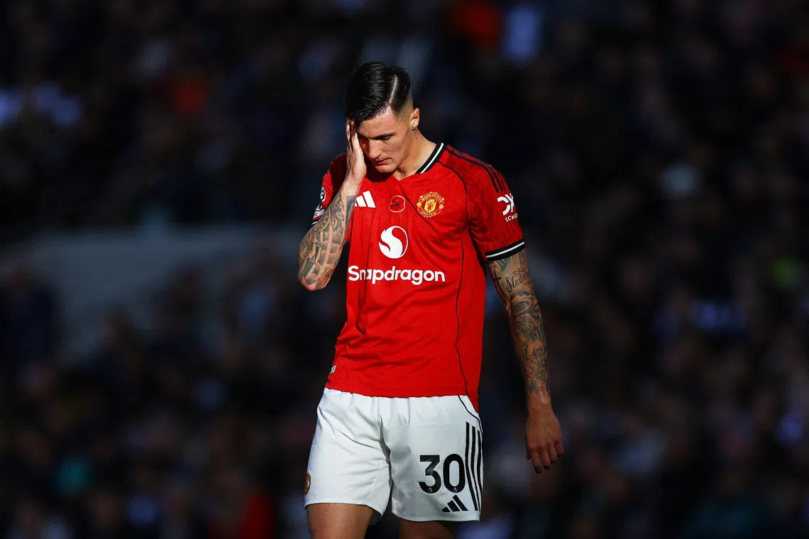 Soccer Football - Premier League - Tottenham Hotspur v Manchester United - Tottenham Hotspur Stadium, London, Britain - November 8, 2025 Manchester United's Benjamin Sesko reacts Action Images via Reuters/Matthew Childs