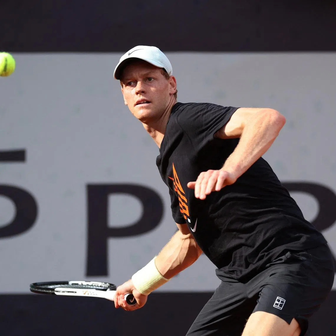 Tennis - Italian Open - Foro Italico, Rome, Italy - May 7, 2026 Italy's Jannik Sinner during training REUTERS/Ciro De Luca