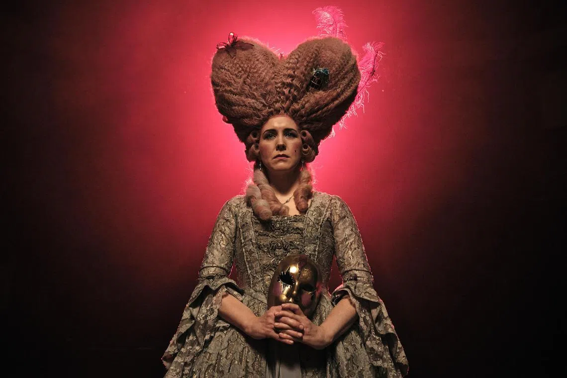 ylmovie20 - Alice Lowe in Timestalker

source/copyright: Shaw Organisation
free for publicity use
upload into Life folder