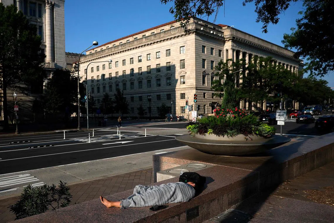 Thinkers like Irving Kristol and Nathan Glazer were willing to spend money to fight poverty, but they wanted the programmes to nurture the values that they had seen help people rise, says the writer. 