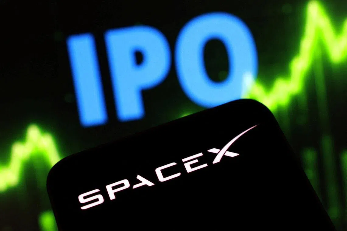 SpaceX said qualified  international investors might be able to buy its shares, depending on the eligibility requirements in each country.