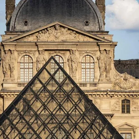 After seven months of investigation, and despite the arrests of the main suspects, the jewels stolen from the Louvre have still not been found.