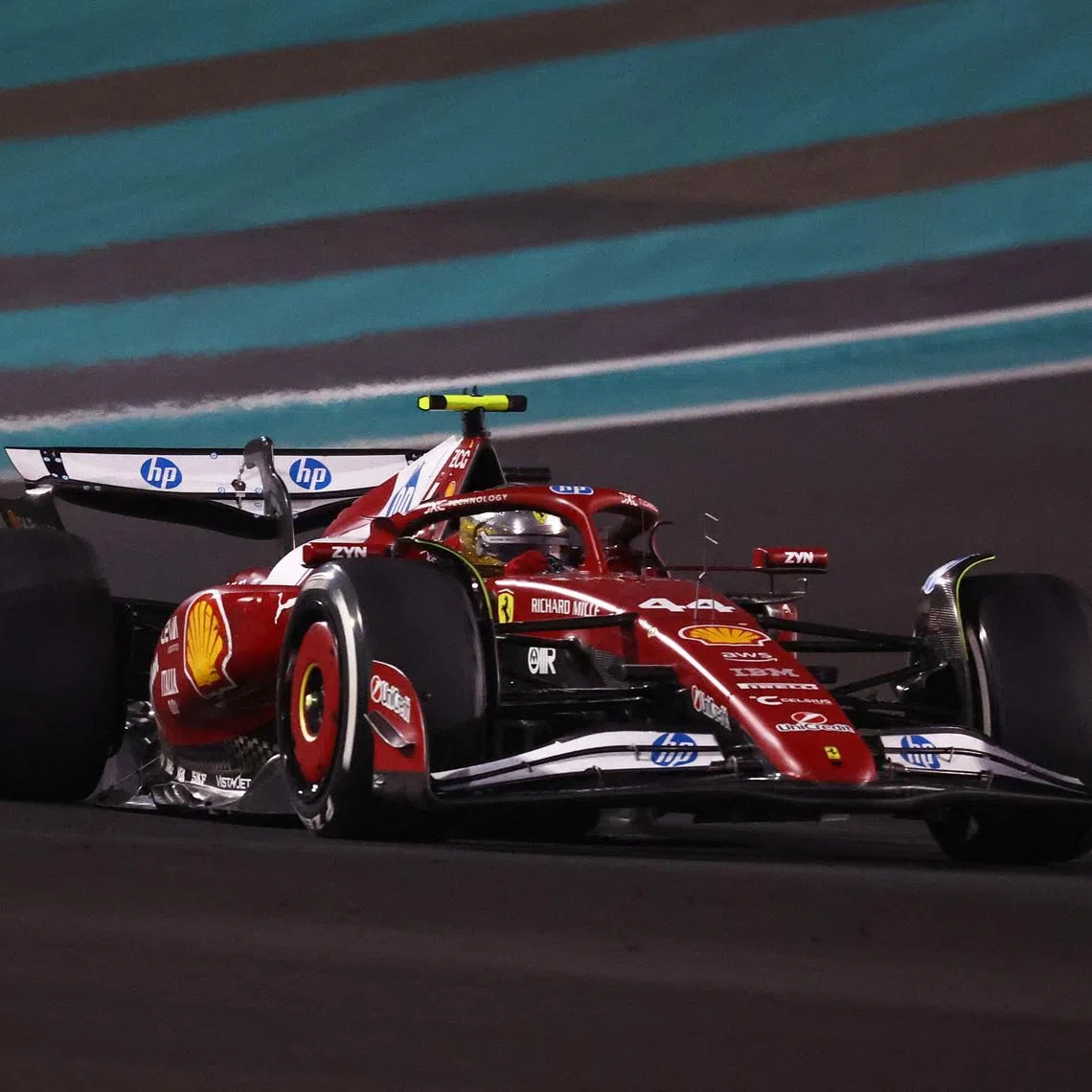 Formula One F1 - Abu Dhabi Grand Prix - Yas Marina Circuit, Abu Dhabi, United Arab Emirates - December 7, 2025 Ferrari's Lewis Hamilton in action during the race REUTERS/Amr Alfiky