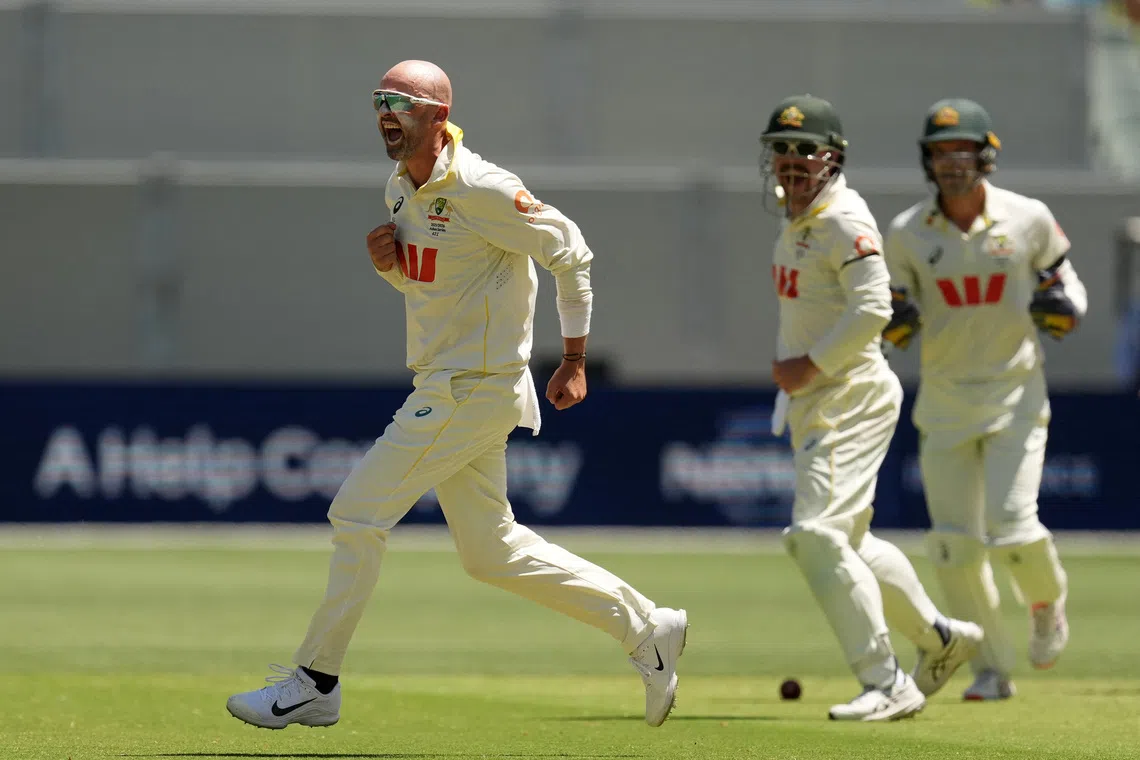 Lyon roars on return to Ashes stage in Adelaide | The Straits Times