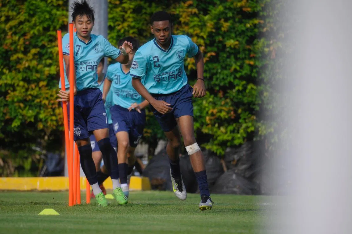 Uchenna Eziakor (right) is looking for revenge against BG Pathum from Thailand at the Lion City Cup.