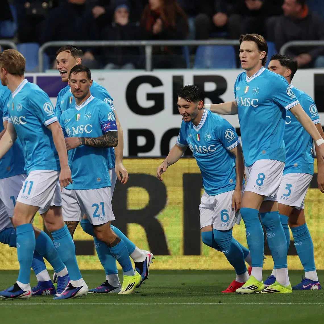 Soccer Football - Serie A - Cagliari v Napoli - Unipol Domus, Cagliari, Italy - March 20, 2026 Napoli's Scott McTominay celebrates scoring their first goal with teammates REUTERS/Ciro De Luca