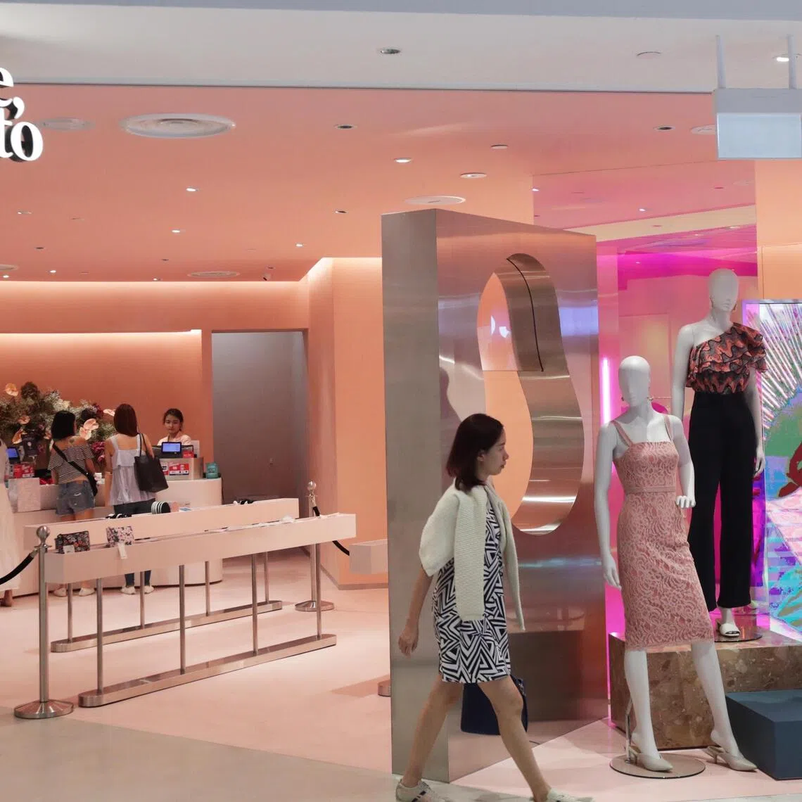 Love, Bonito stressed that the full credit card details of customers were not exposed.