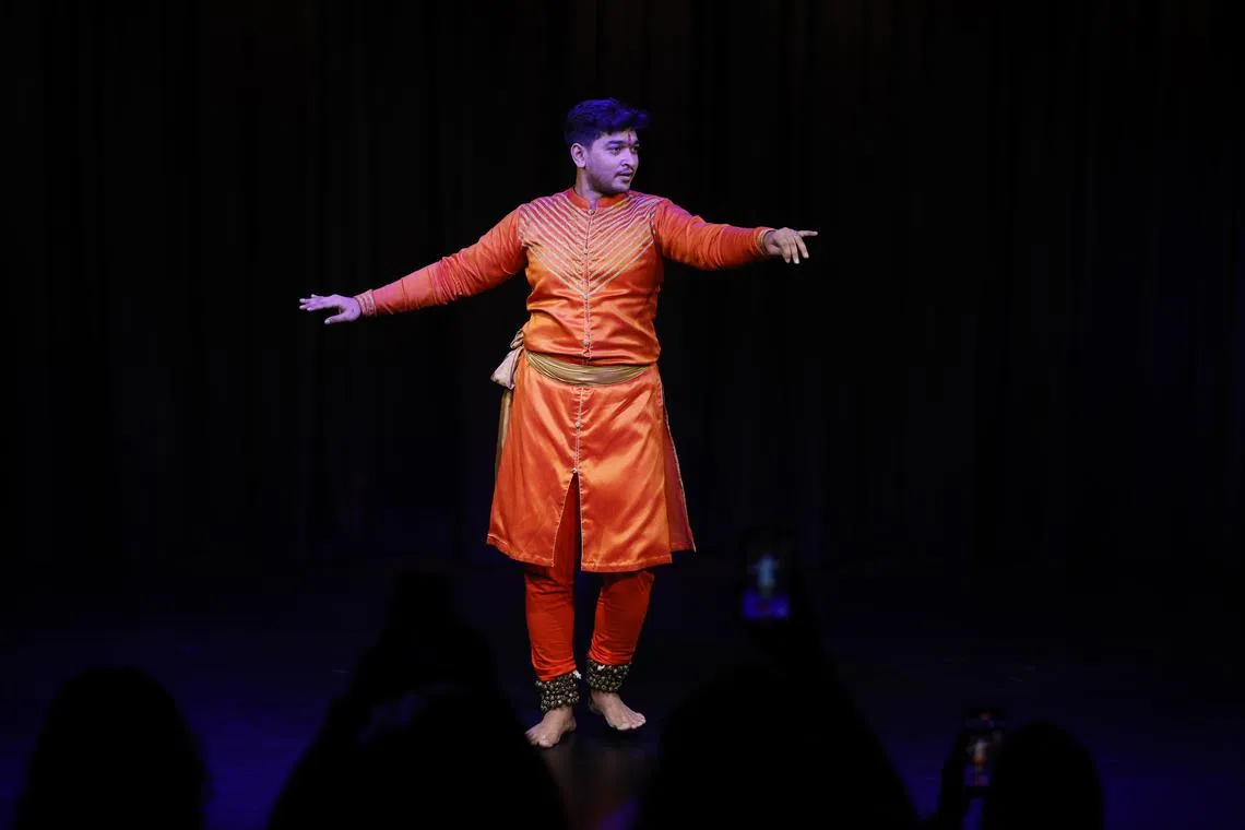 Kathak performance by Guru Minhaz Khan
