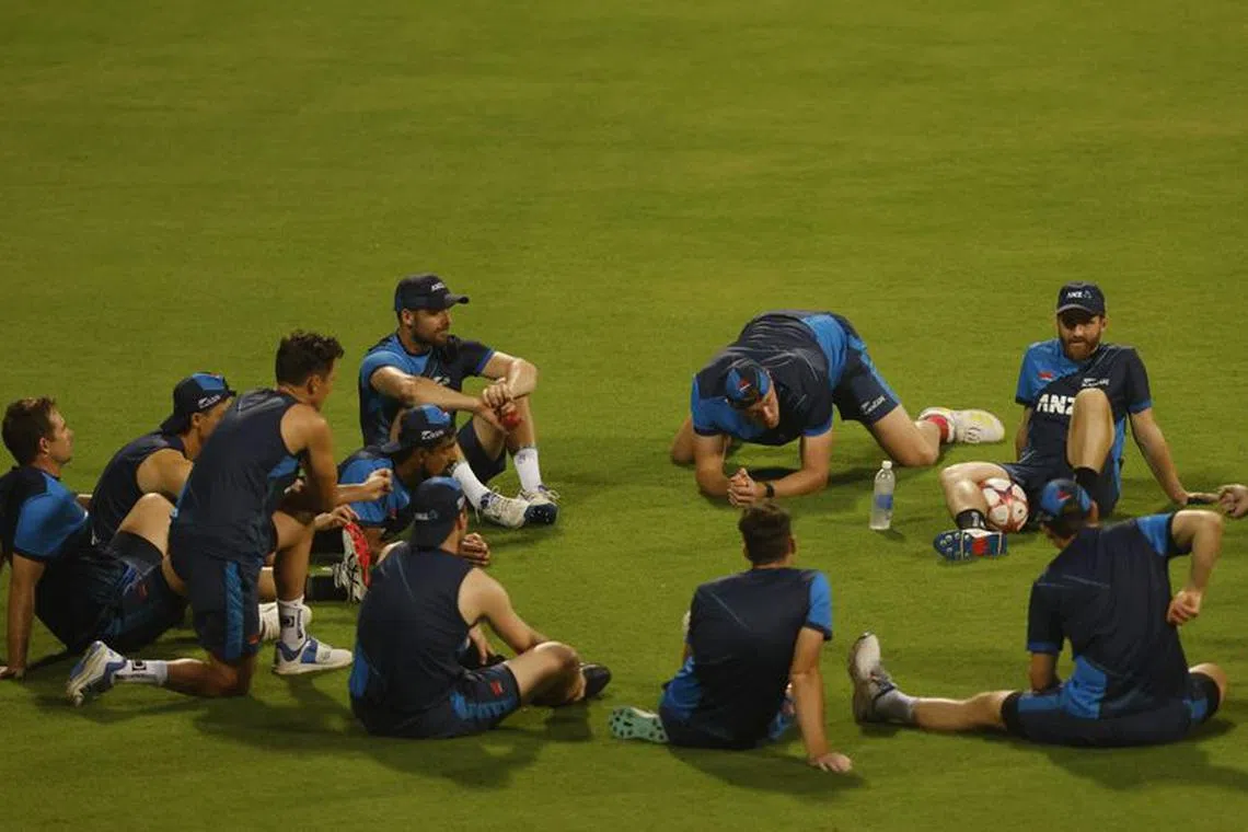 Cricket - ICC World Cup - Semi-Final - New Zealand Practice - Wankhede Stadium, Mumbai, India - November 13, 2023 New Zealand's Kane Williamson with teammates during practice REUTERS/Francis Mascarenhas