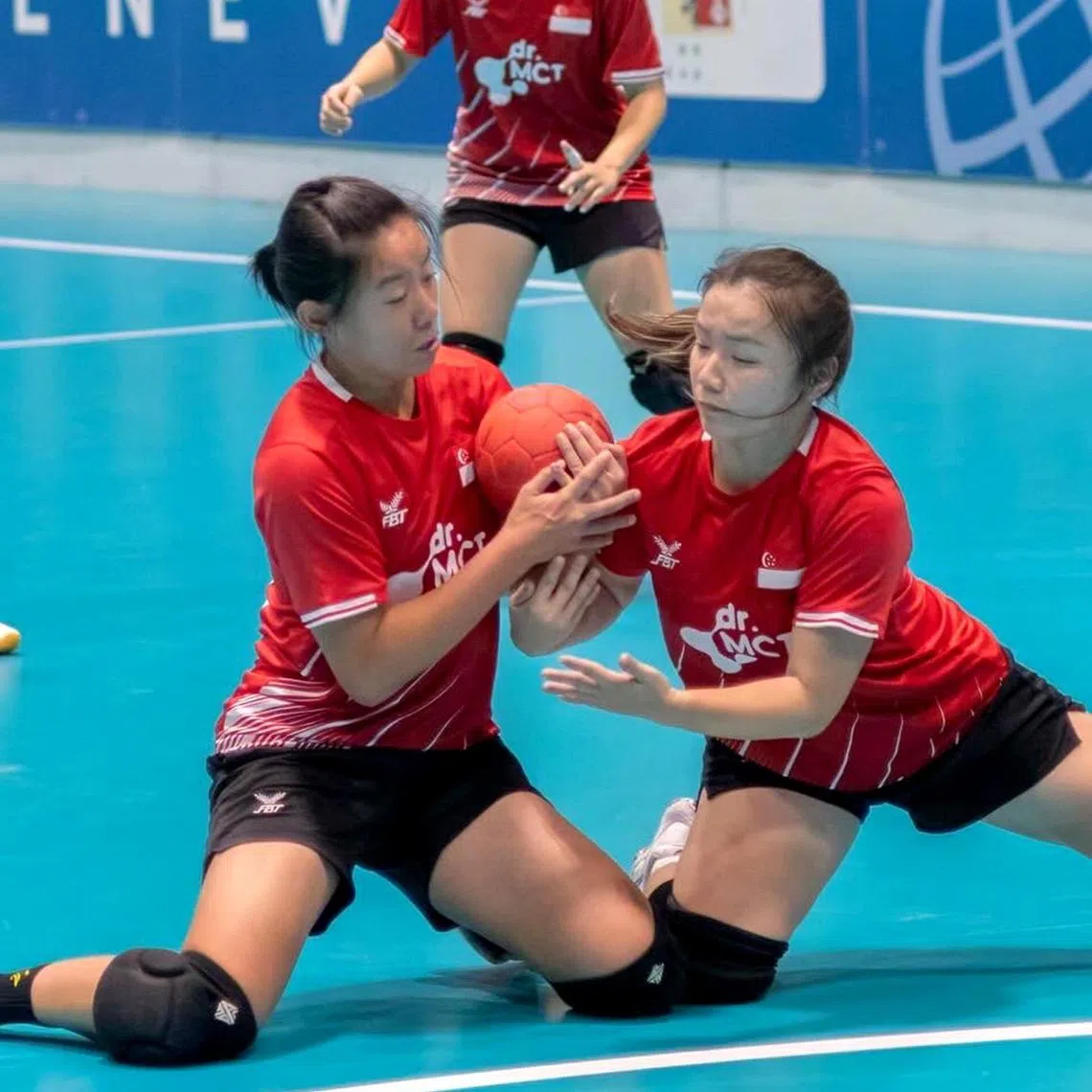 The Singapore women’s team surge three spots from fourth to first in the latest world rankings issued by the International Tchoukball Federation.