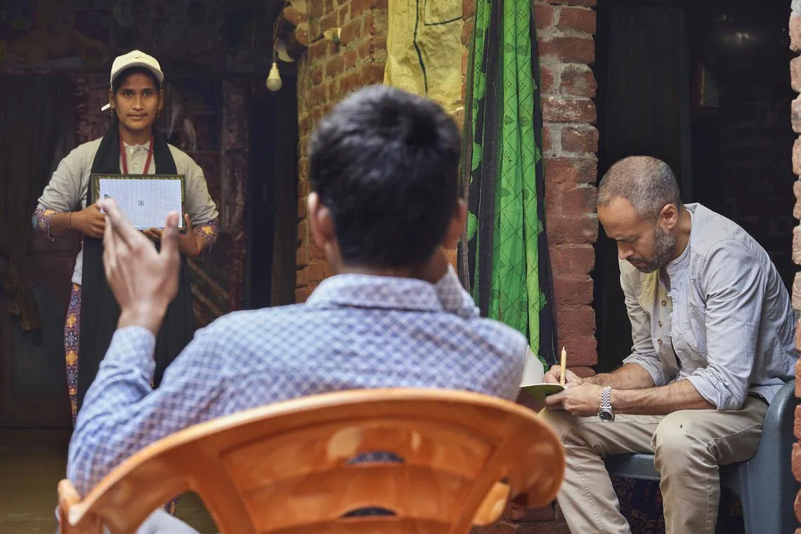 2016 Rolex Awards Laureate and ophthalmologist Andrew Bastawrous using Peek Acuity