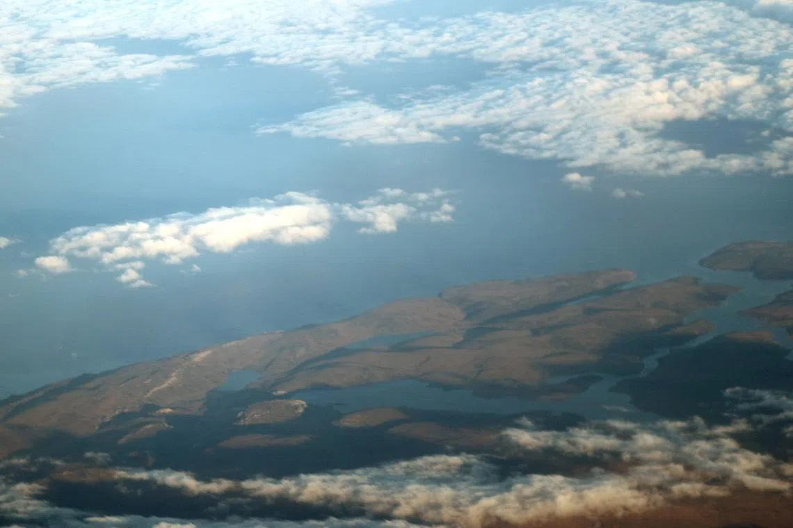 Sovereignty of Falklands rests with the UK, Britain tells the US