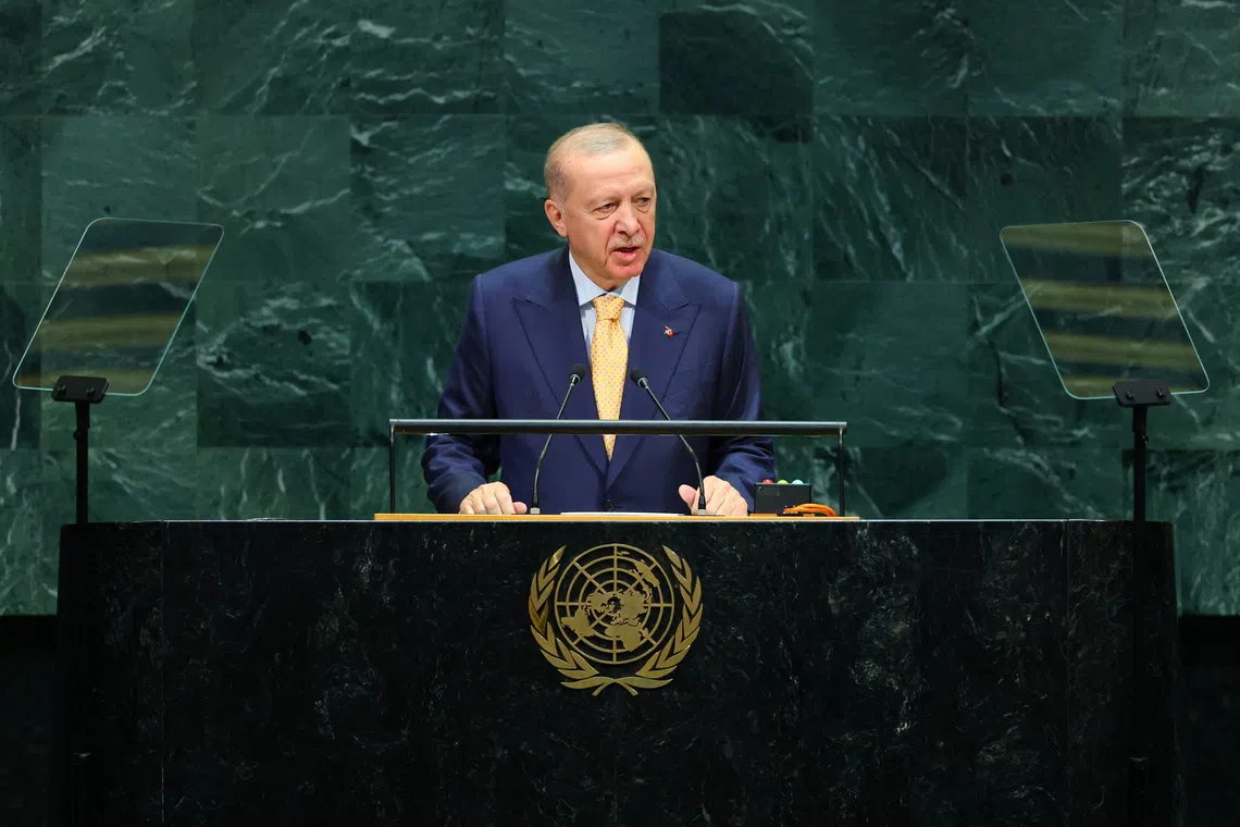 Court convicts Turkish comedian of insulting president but orders release, broadcaster says