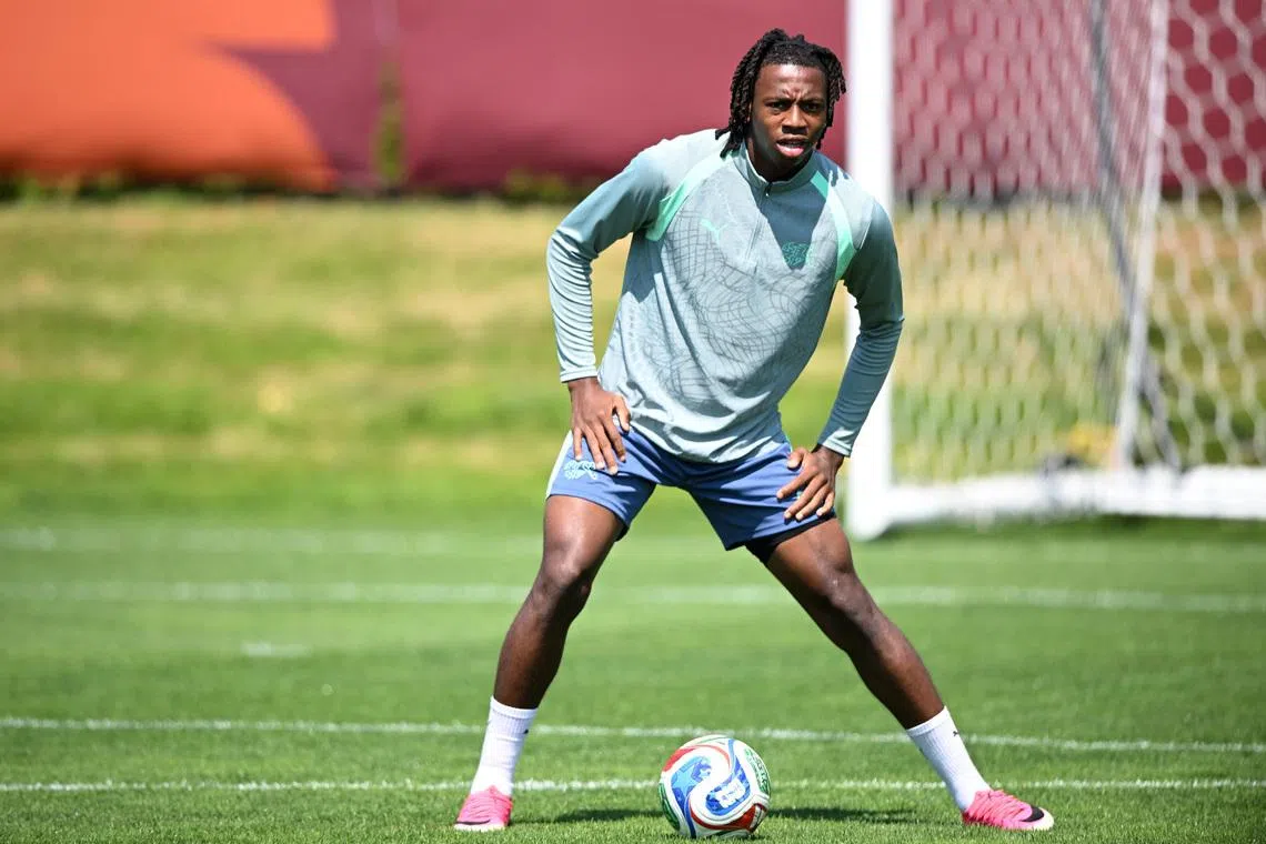 FILE PHOTO: Soccer Football - FIFA World Cup 2026 - Switzerland Training - National Soccer Development Centre, Vancouver, Canada - July 6, 2026 Switzerland's Johan Manzambi during training IMAGN IMAGES via Reuters/Anne-Marie Sorvin/File Photo