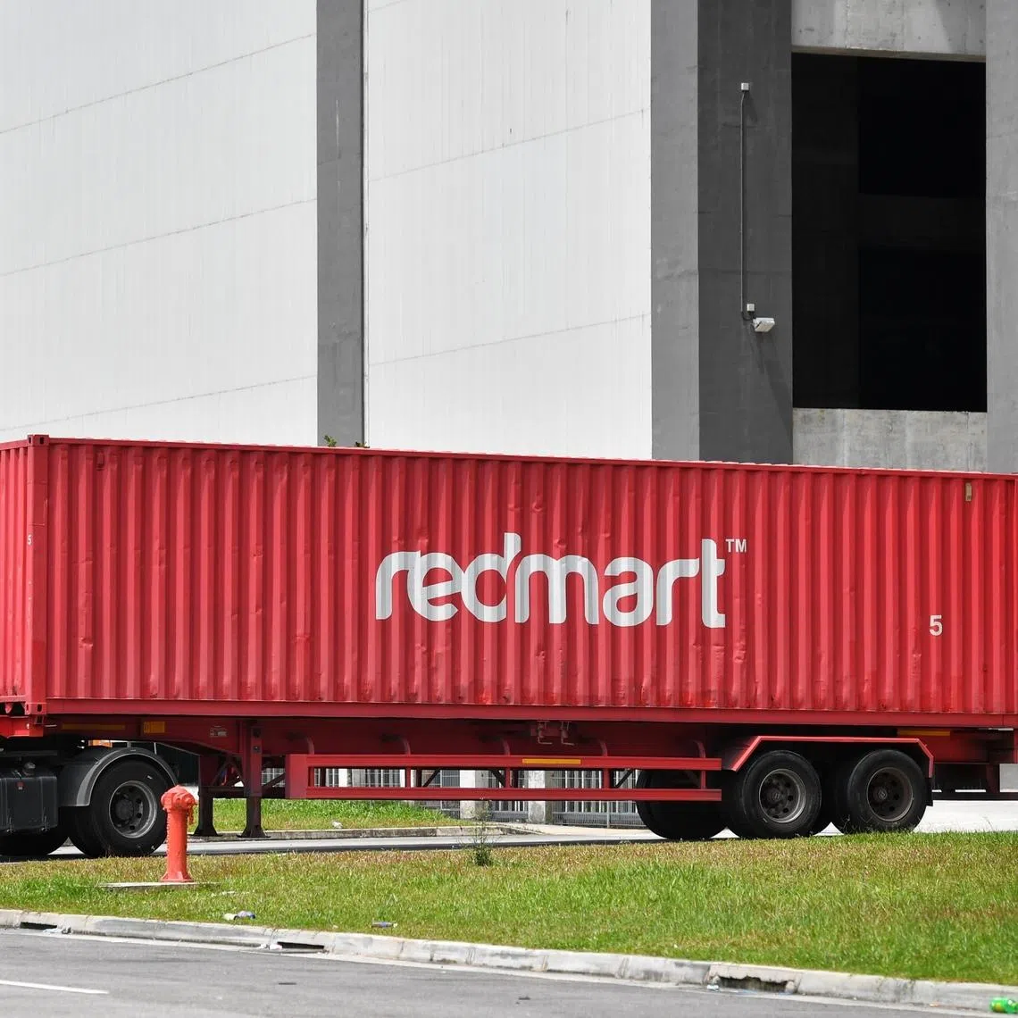 RedMart said it plans to expand the RedMart Now service to other parts of the island.