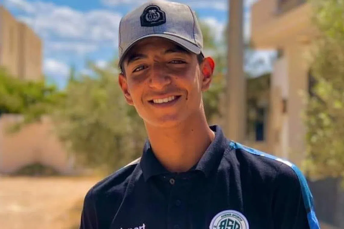 Khalil Zaouli was a reserve goalkeeper at Avenir Sportif de Rejiche, which is facing a financial crisis.. 