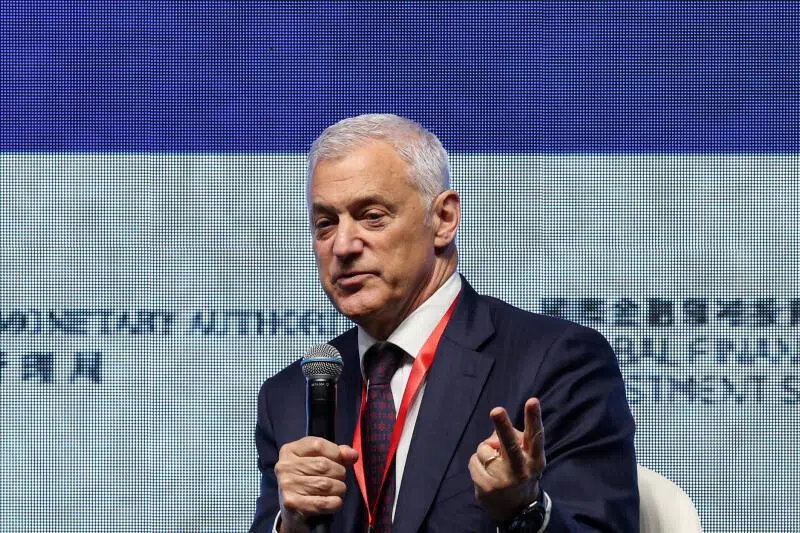 Bill Winters, chief executive of Standard Chartered bank, gifted the phrase “lower-value human capital” to public discourse as he explained how AI would allow the replacement of back-office jobs 