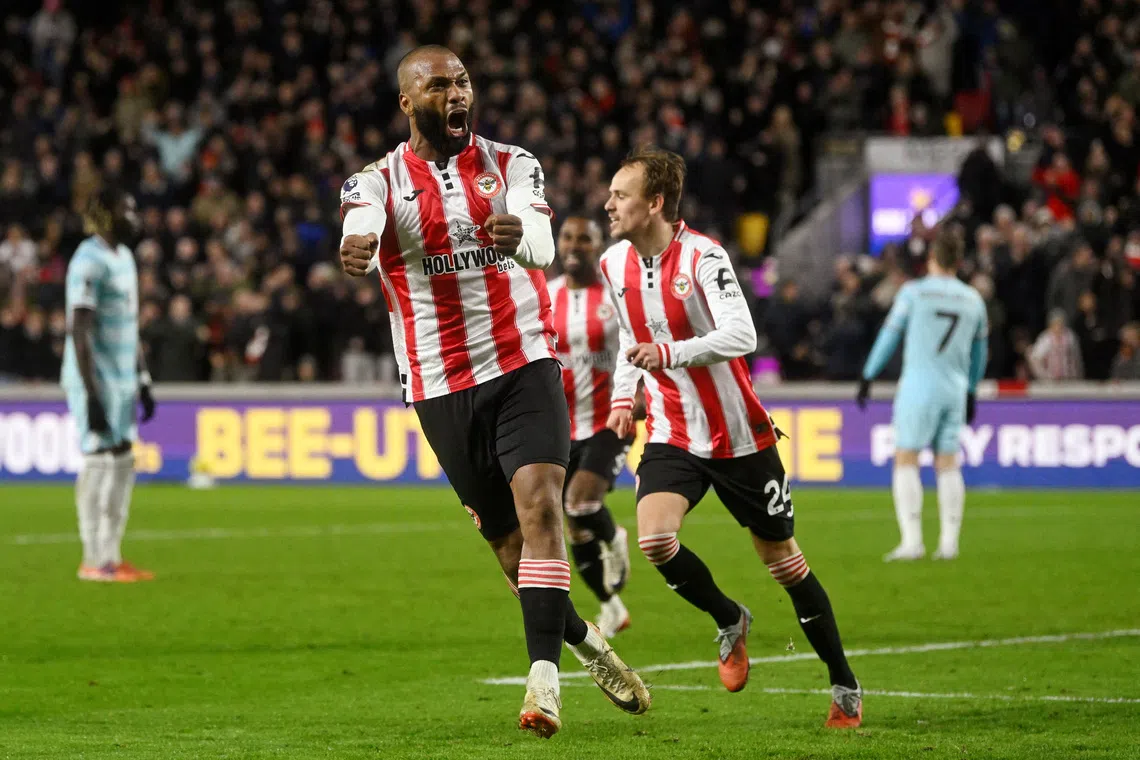 Soccer Football - Premier League - Brentford v Burnley - GTech Community Stadium, London, Britain - November 29, 2025 Brentford's Igor Thiago celebrates scoring their second goal REUTERS/Tony O Brien
