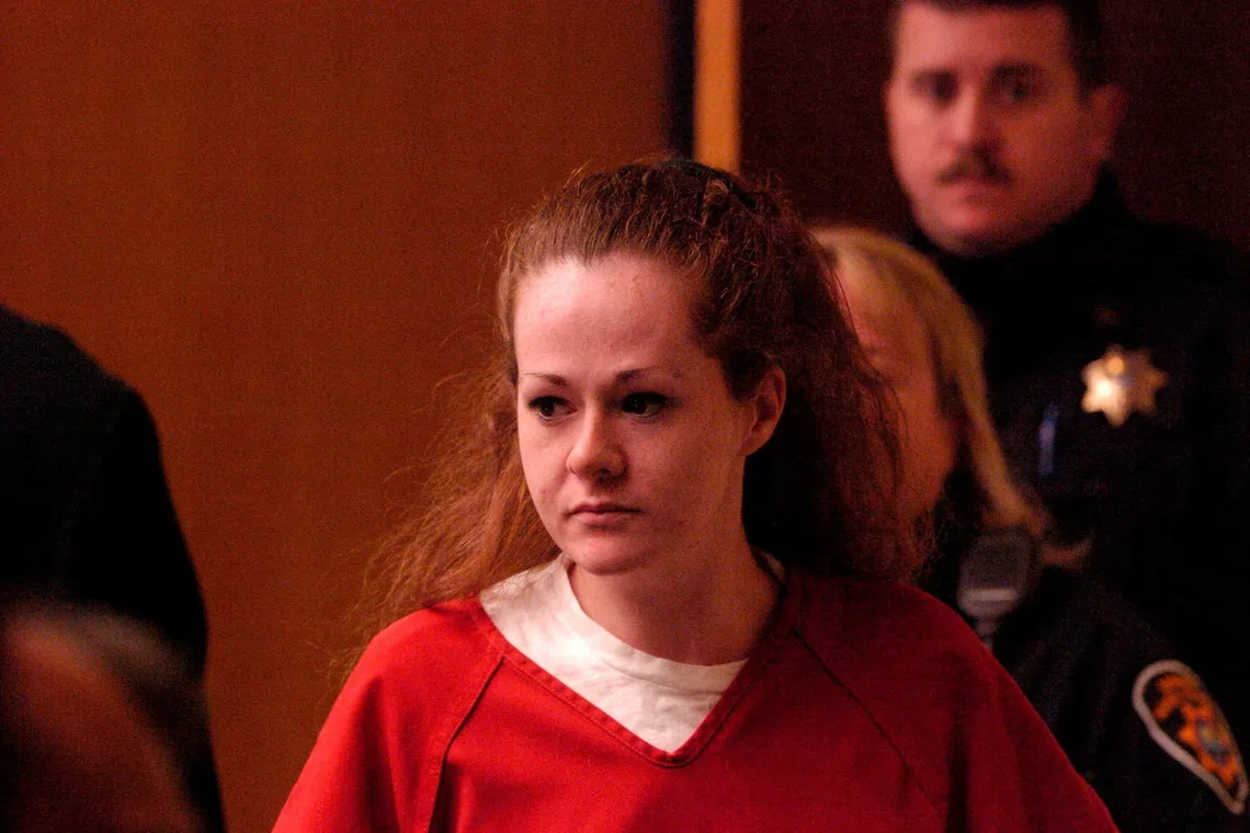 FILE PHOTO: A picture taken on December 4, 2007 shows death row inmate Christa Pike entering a Knox County Criminal Court in Knoxville, Tennessee, US., obtained by Reuters on September 30, 2026.  J. Miles Cary/ Knoxville News Sentinel/USA TODAY NETWORK via REUTERS/File Photo