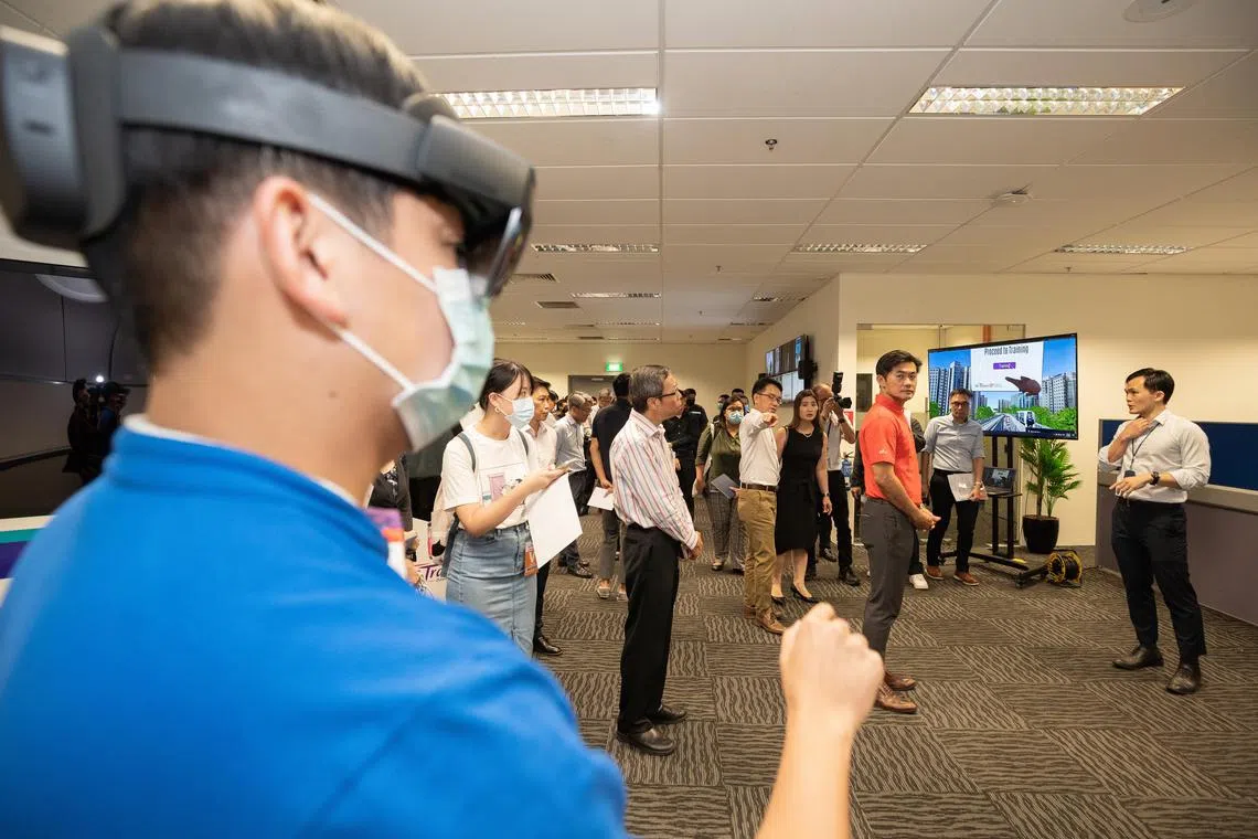 SBS Transit's Rail Training Institute will employ augmented and virtual reality to train its staff. 

